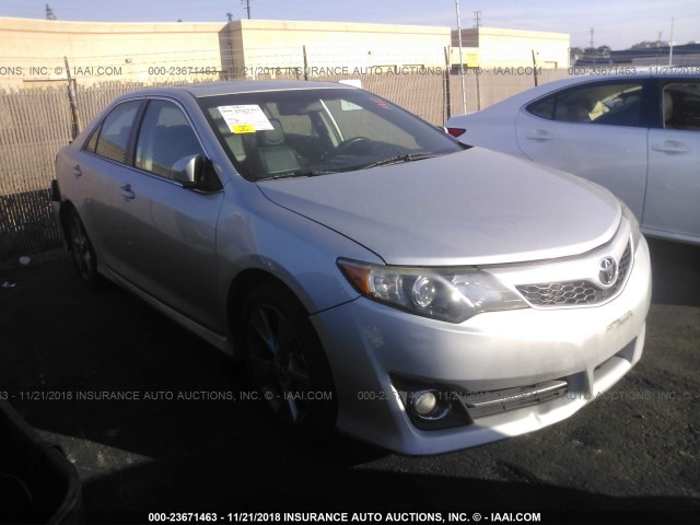 4T1BK1FK6CU018867 - 2012 TOYOTA CAMRY SE/XLE SILVER photo 1