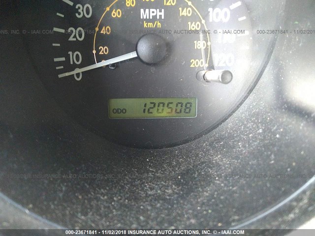 KL1TD62665B364786 - 2005 CHEVROLET AVEO LS SILVER photo 7