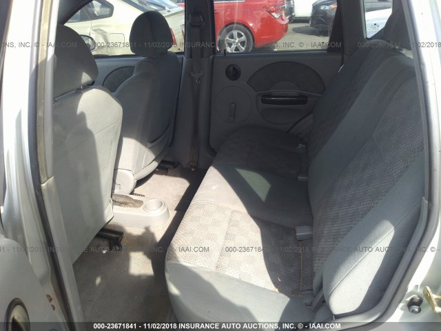 KL1TD62665B364786 - 2005 CHEVROLET AVEO LS SILVER photo 8