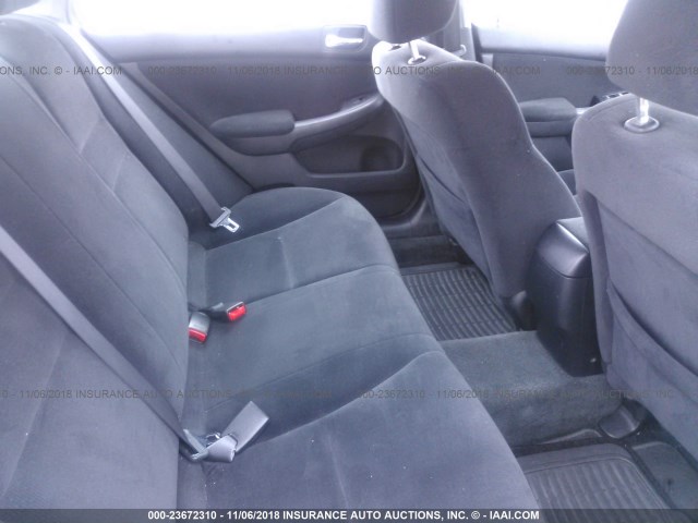 1HGCM56106A169583 - 2006 HONDA ACCORD VALUE SILVER photo 8