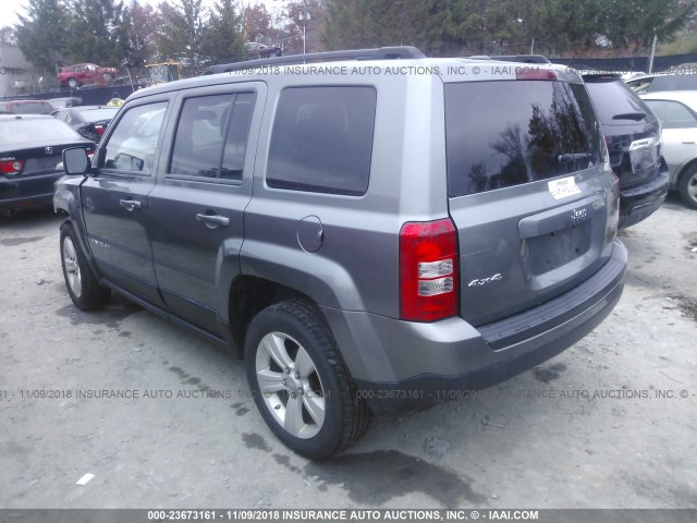 1C4NJRFB3CD604204 - 2012 JEEP PATRIOT LATITUDE GRAY photo 3