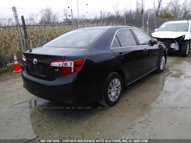 4T4BF1FK5ER432462 - 2014 TOYOTA CAMRY L/SE/LE/XLE Mavi foto 4