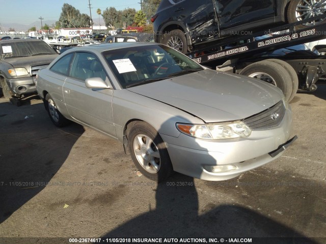 2T1CF28P62C594689 - 2002 TOYOTA CAMRY SOLARA SE/SLE ვერცხლისფერი ფოტო 1