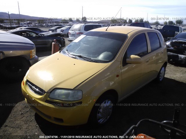 KL1TD62684B259309 - 2004 CHEVROLET AVEO YELLOW photo 2