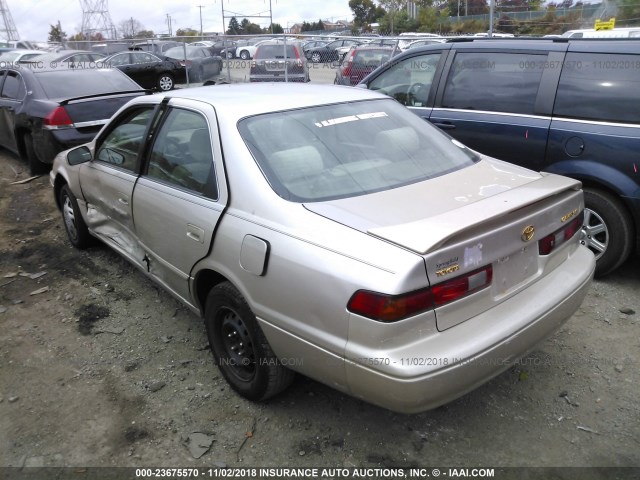 4T1BG22K5WU272295 - 1998 TOYOTA CAMRY CE/LE/XLE 金色 照片 3