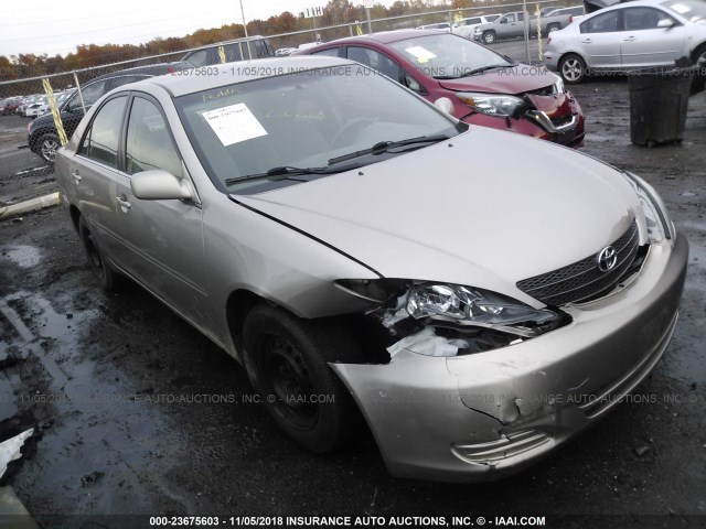 4T1BE32K83U218979 - 2003 TOYOTA CAMRY LE/XLE/SE GOLD photo 1