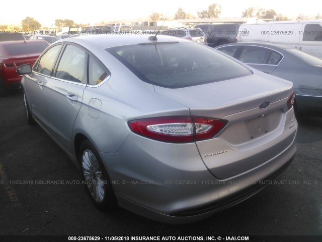 3FA6P0LU8GR389345 - 2016 FORD FUSION SE HYBRID SILVER photo 3