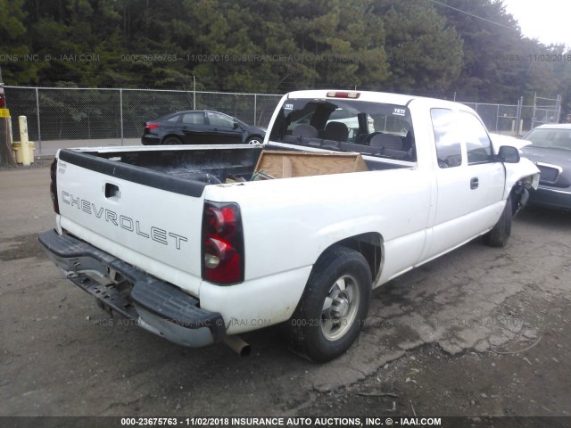 1GCEC19XX7Z178362 - 2007 CHEVROLET SILVERADO C1500 CLASSIC WHITE photo 4