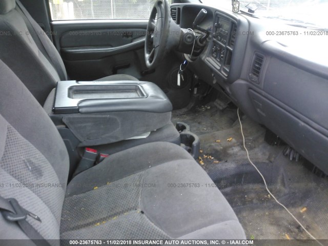 1GCEC19XX7Z178362 - 2007 CHEVROLET SILVERADO C1500 CLASSIC WHITE photo 5