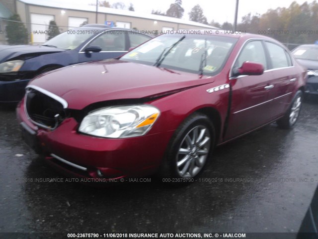 1G4HE57Y97U166318 - 2007 BUICK LUCERNE CXS RED photo 2