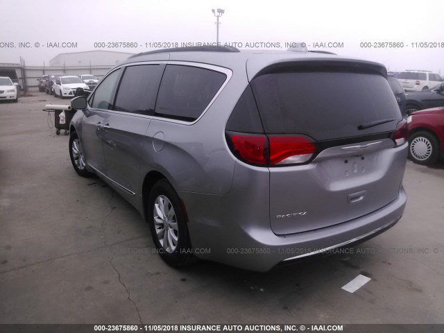 2C4RC1BG9HR795713 - 2017 CHRYSLER PACIFICA TOURING L 灰色 照片 3