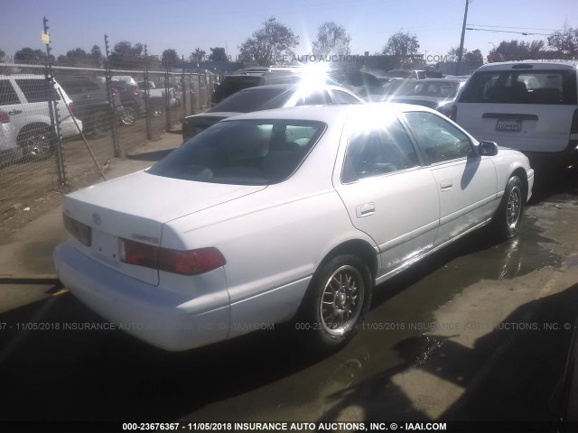 4T1BG22K81U820847 - 2001 TOYOTA CAMRY CE/LE/XLE 白色 照片 4