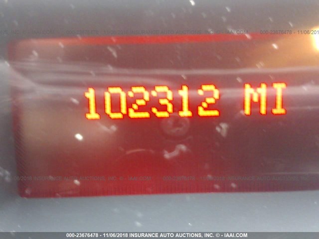 2G2WP552781116541 - 2008 PONTIAC GRAND PRIX ვერცხლისფერი ფოტო 7