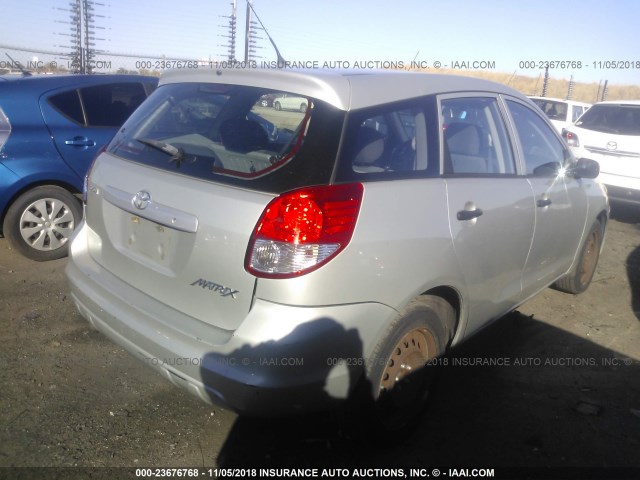2T1KR32E73C131946 - 2003 TOYOTA COROLLA MATRIX XR SILVER photo 4