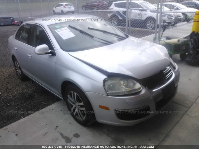 3VWRF71K26M818542 - 2006 VOLKSWAGEN JETTA 2.5 SILVER photo 1