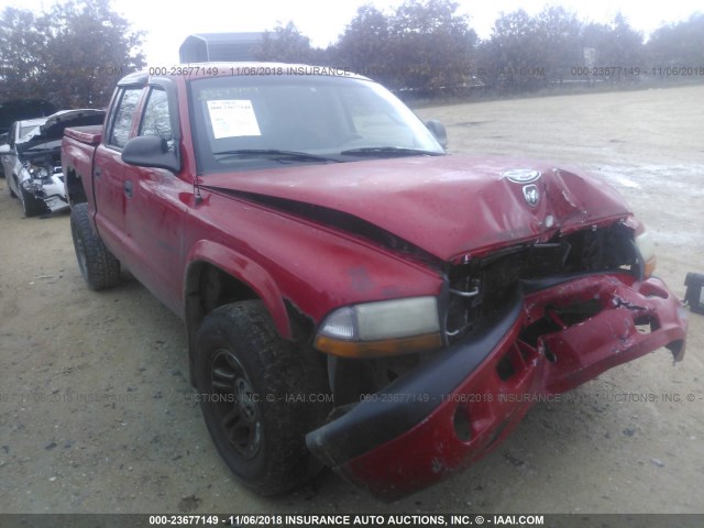 1B7GG2AN91S156415 - 2001 DODGE DAKOTA QUAD RED photo 1