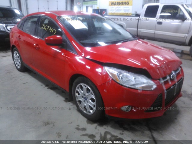 1FAHP3F25CL140448 - 2012 FORD FOCUS RED photo 1