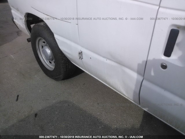 1FMRE11W06DA04385 - 2006 FORD ECONOLINE E150 WAGON WHITE photo 6