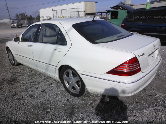 WDBNG83J74A405792 - 2004 MERCEDES-BENZ S 430 4MATIC WHITE photo 3