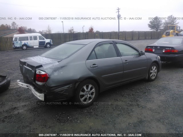 4T1BF30K25U613159 - 2005 TOYOTA CAMRY LE/XLE/SE GRAY photo 4