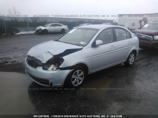KMHCN4AC8BU610735 - 2011 HYUNDAI ACCENT GLS SILVER photo 2