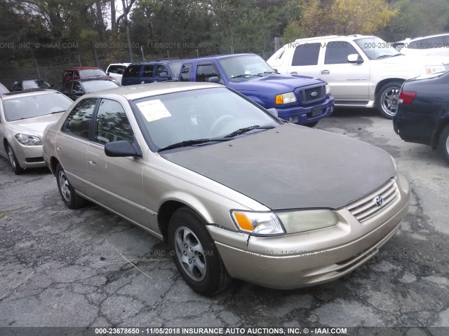 4T1BG22K1WU345369 - 1998 TOYOTA CAMRY CE/LE/XLE 棕色 照片 1