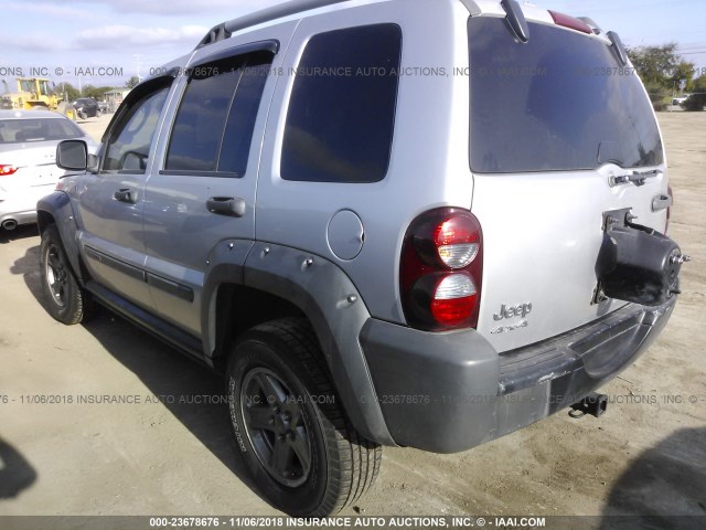 1J4GL38KX6W191410 - 2006 JEEP LIBERTY RENEGADE SILVER photo 3