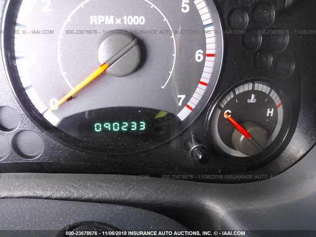 1J4GL38KX6W191410 - 2006 JEEP LIBERTY RENEGADE SILVER photo 7