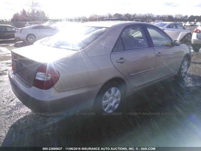 4T1BE32K02U028169 - 2002 TOYOTA CAMRY LE/XLE/SE GOLD photo 4