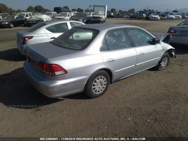 1HGCF86651A090541 - 2001 HONDA ACCORD VALUE SILVER photo 4