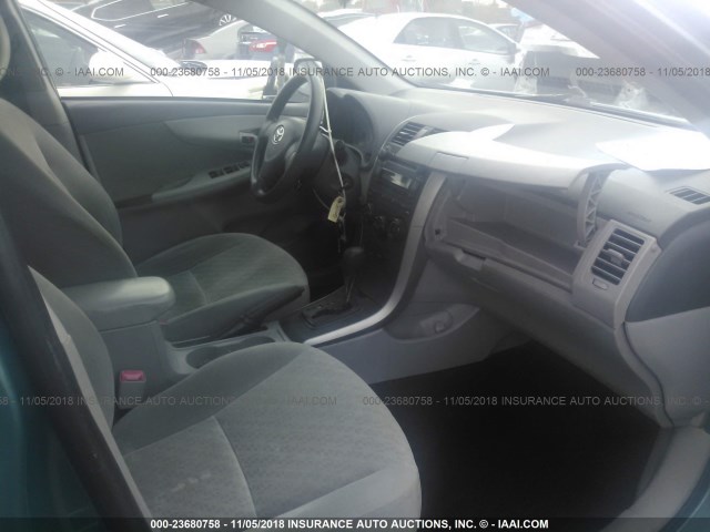 JTDBL40E09J035941 - 2009 TOYOTA COROLLA LE/XLE BLUE photo 5