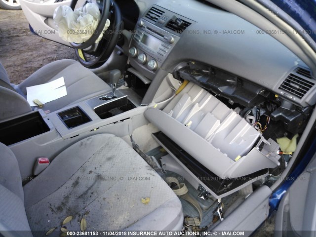 4T1BK46K78U067049 - 2008 TOYOTA CAMRY LE/XLE/SE BLUE photo 5