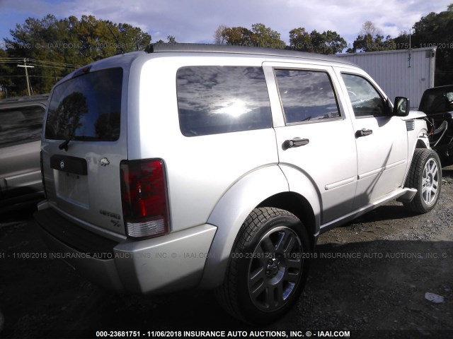 1D4PT4GX6BW606597 - 2011 DODGE NITRO HEAT WHITE photo 4