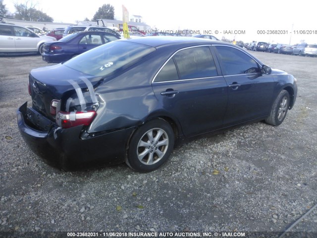 4T1BE46K79U307385 - 2009 TOYOTA CAMRY SE/LE/XLE ნაცრისფერი ფოტო 4