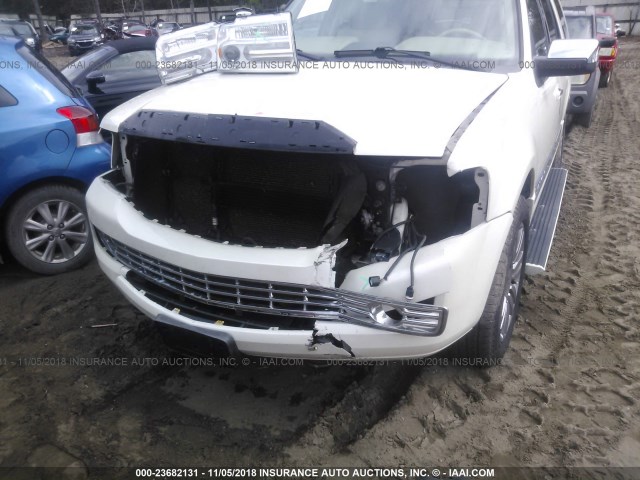 5LMFU28527LJ17557 - 2007 LINCOLN NAVIGATOR Kremowy zdjęcie 6