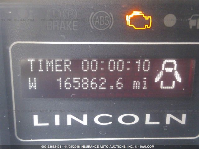 5LMFU28527LJ17557 - 2007 LINCOLN NAVIGATOR Kremowy zdjęcie 7