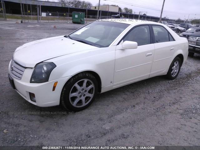 1G6DP577X60203261 - 2006 CADILLAC CTS HI FEATURE V6 WHITE photo 2