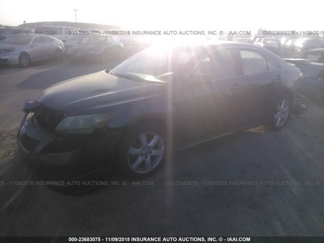 4T1BE46K98U235524 - 2008 TOYOTA CAMRY CE/LE/XLE/SE GRAY photo 2