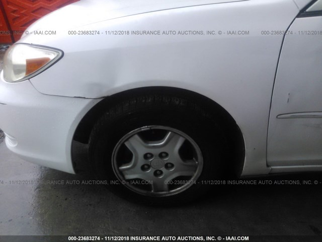 4T1BF32K82U009298 - 2002 TOYOTA CAMRY LE/XLE/SE WHITE photo 6