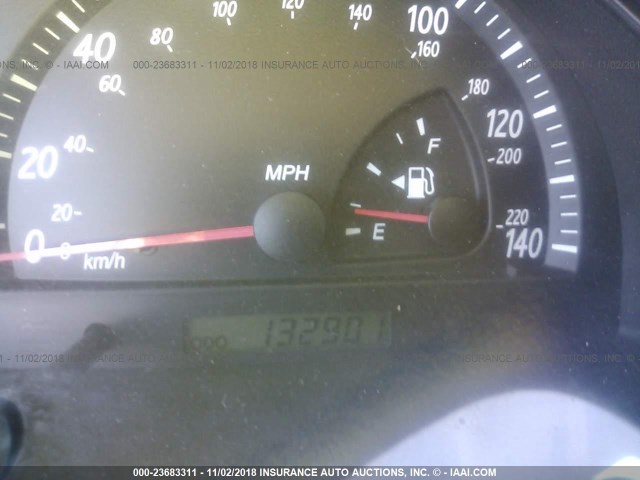 JTDBE32K620008455 - 2002 TOYOTA CAMRY LE/XLE/SE GREEN photo 7