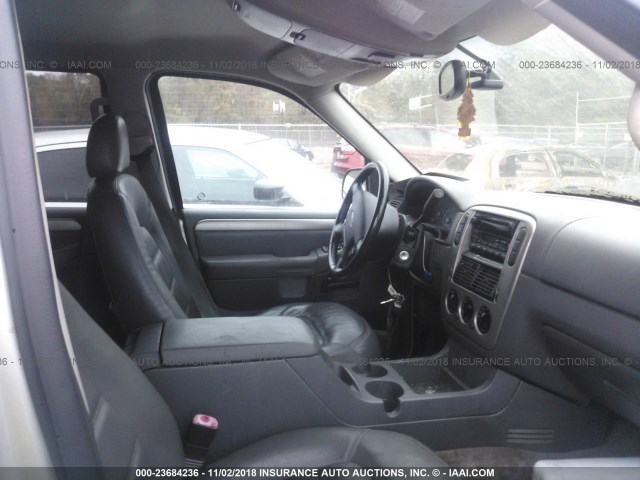 1FMZU73K83UC71396 - 2003 FORD EXPLORER XLT/XLT SPORT/NBX 银色 照片 5