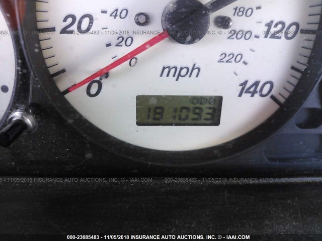 JM1BJ245321474626 - 2002 MAZDA PROTEGE PR5 银色 照片 7