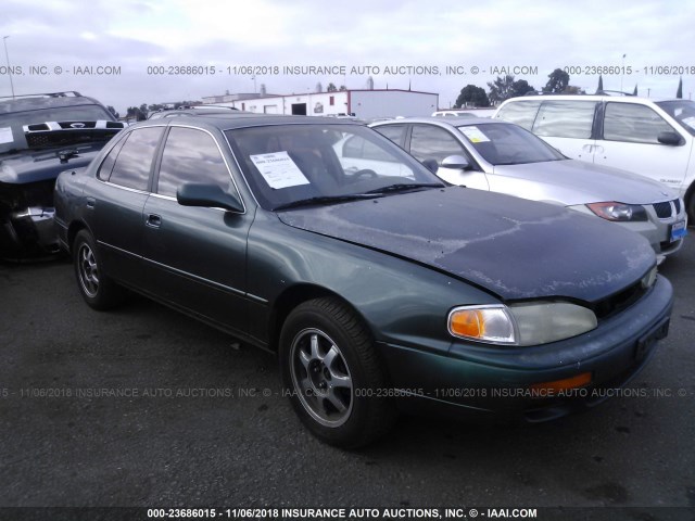 JT2BF12K3T0170880 - 1996 TOYOTA CAMRY LE/XLE/SE GREEN photo 1