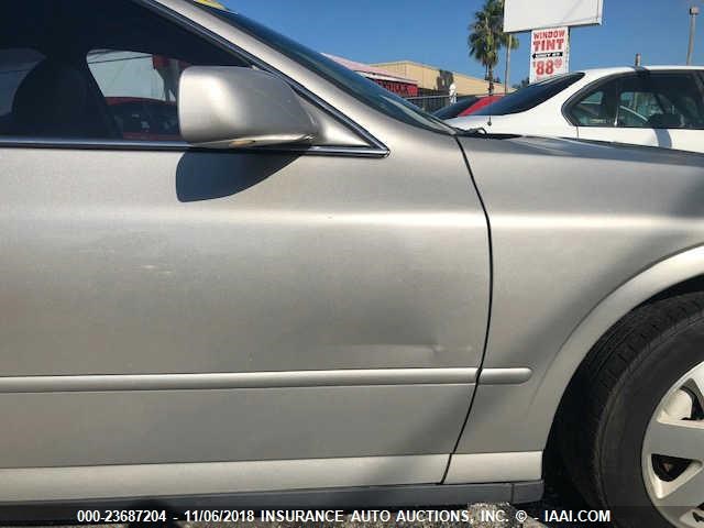 1LNHM86S54Y653103 - 2004 LINCOLN LS 银色 照片 7