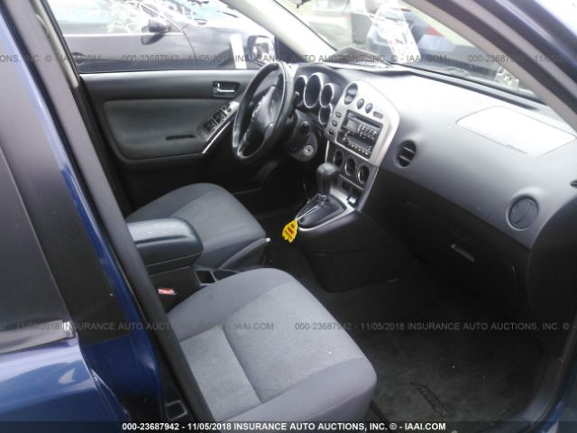 2T1KR32E13C009549 - 2003 TOYOTA COROLLA MATRIX XR BLACK photo 5