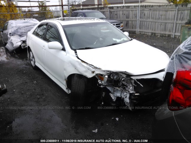 4T1BF3EK9BU625376 - 2011 TOYOTA CAMRY SE/LE/XLE WHITE photo 1