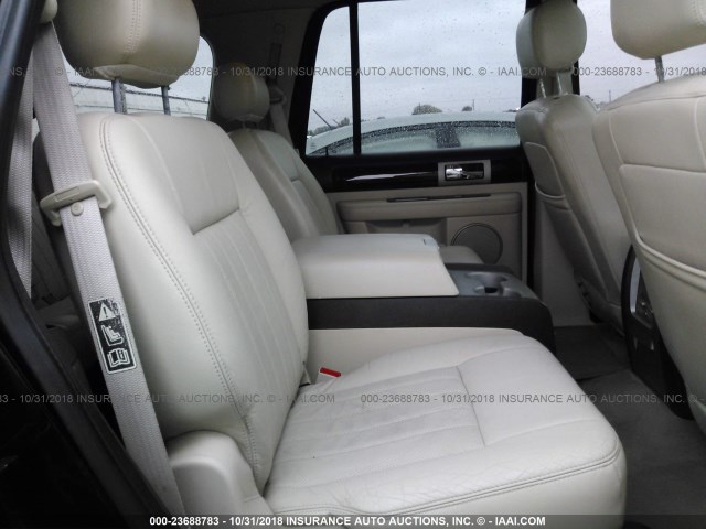 5LMFU28R53LJ20000 - 2003 LINCOLN NAVIGATOR Czarny zdjęcie 8