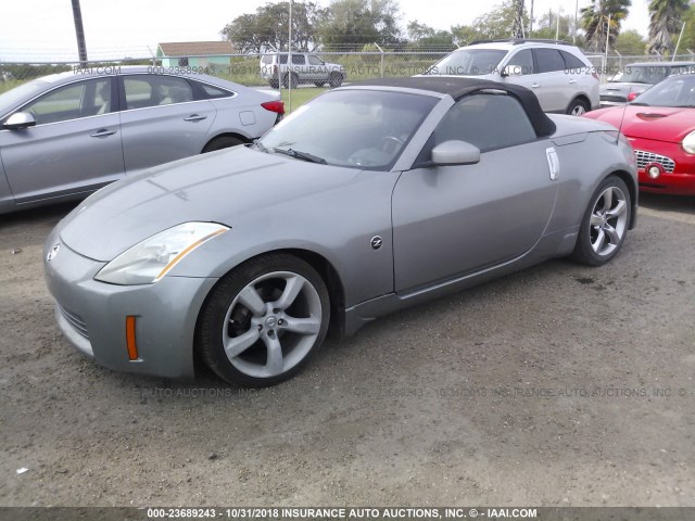 JN1AZ36A34T014199 - 2004 NISSAN 350Z ROADSTER GRAY photo 2