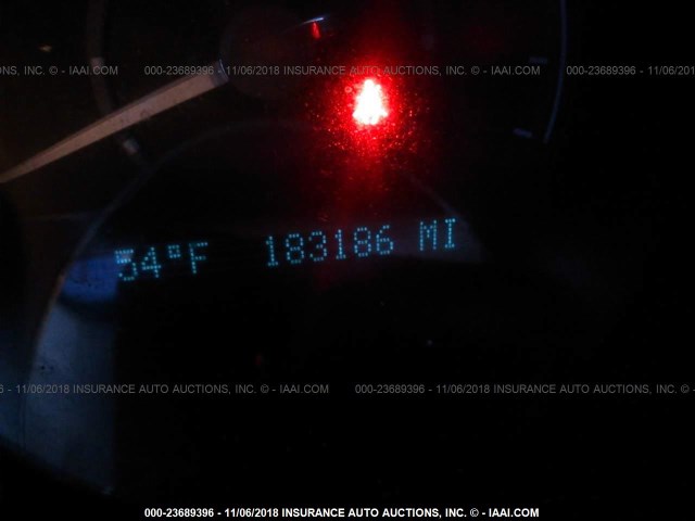 1G1ZH57B39F159120 - 2009 CHEVROLET MALIBU 1LT WHITE photo 7