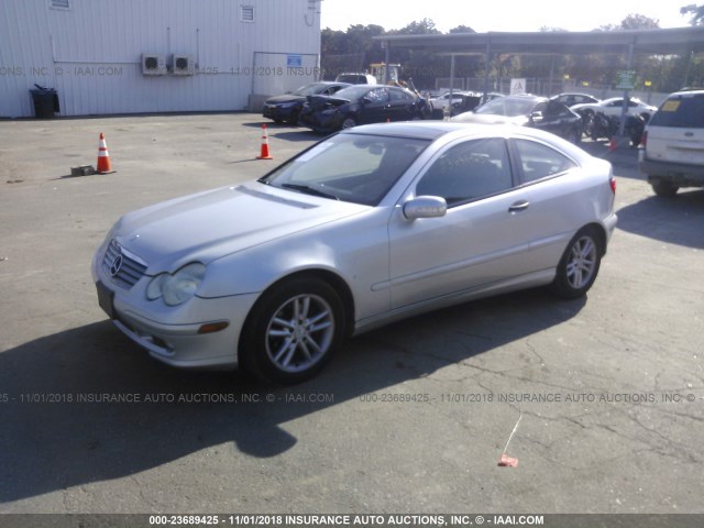 WDBRN40J83A395079 - 2003 MERCEDES-BENZ C 230K SPORT COUPE SILVER photo 2